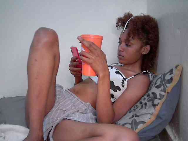 Truegirl2 webcam