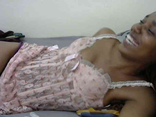Truegirl2 webcam