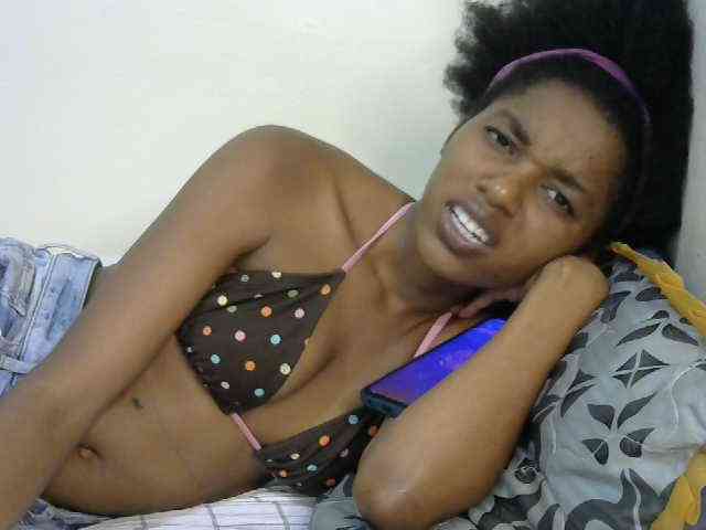 Truegirl2 webcam