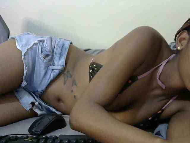 Truegirl2 webcam