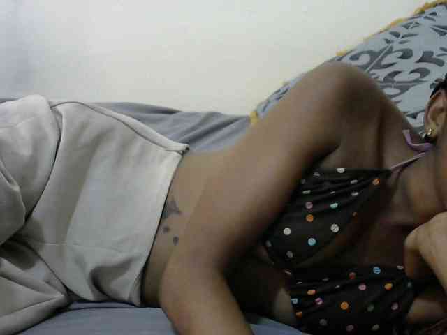 Truegirl2 webcam