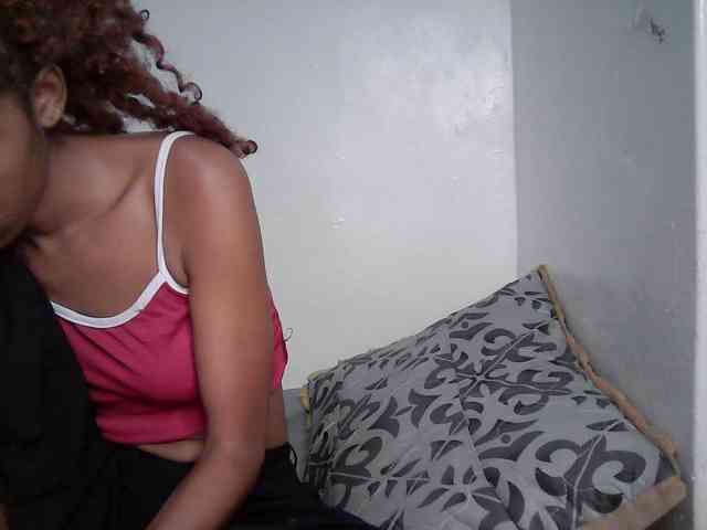 Truegirl2 webcam