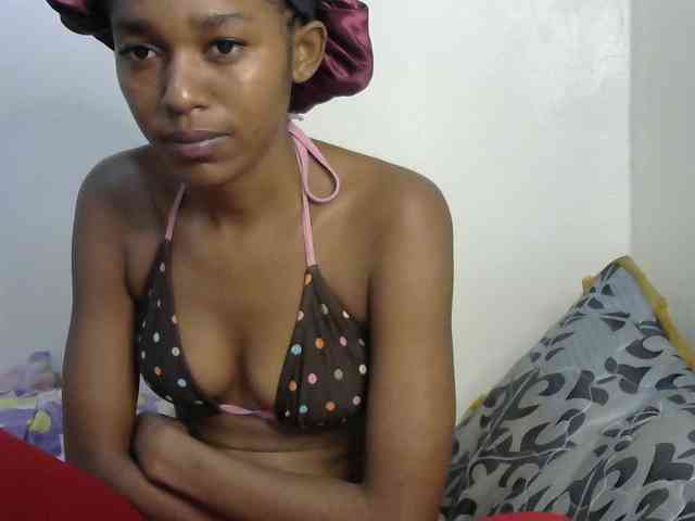 Truegirl2 webcam