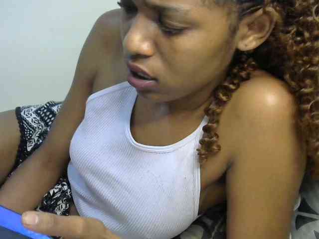 Truegirl2 webcam