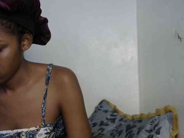 Truegirl2 webcam