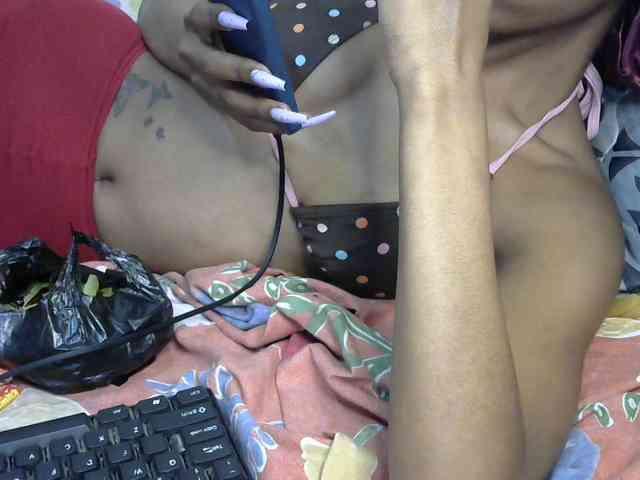 Truegirl2 webcam