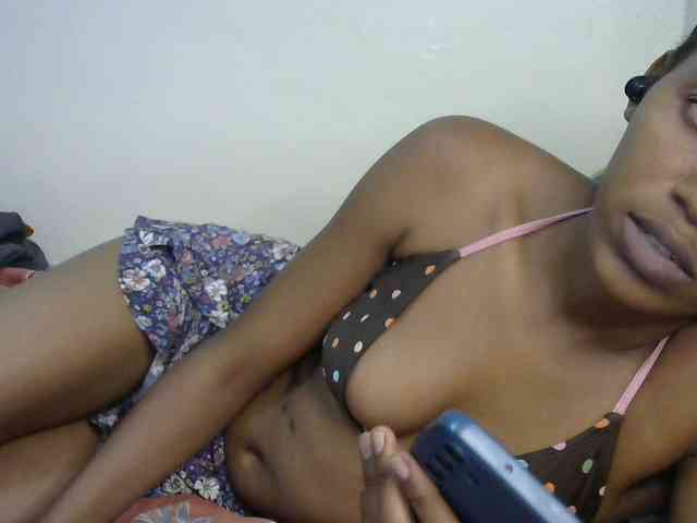 Truegirl2 webcam