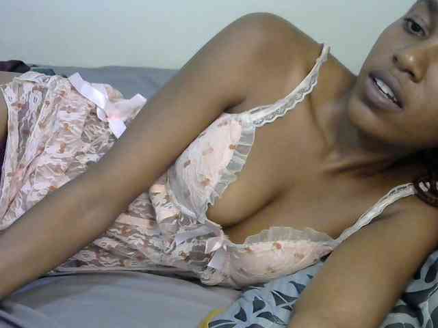 Truegirl2 webcam