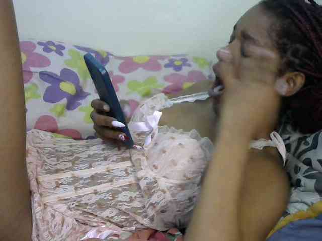 Truegirl2 webcam