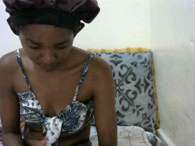 Truegirl2 webcam