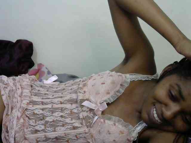 Truegirl2 webcam