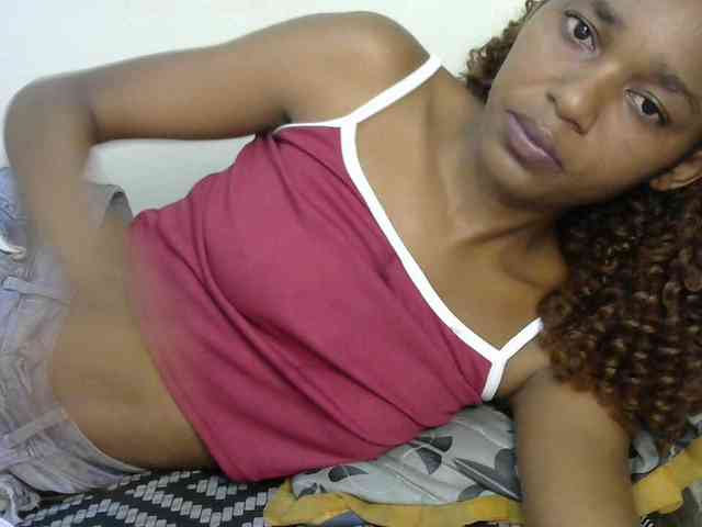 Truegirl2 webcam