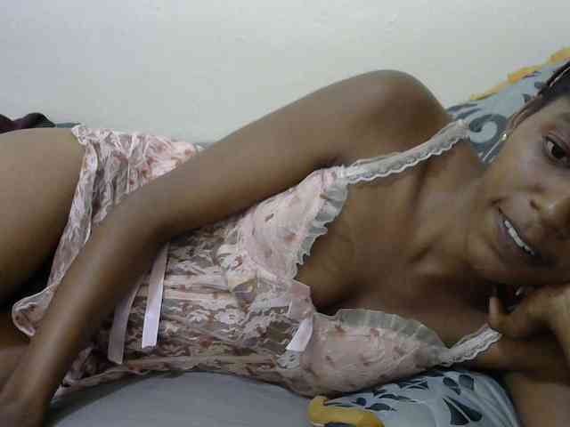 Truegirl2 webcam