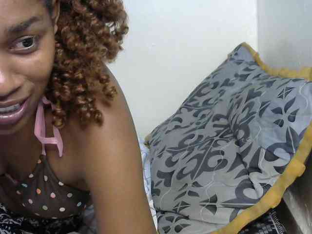 Truegirl2 webcam
