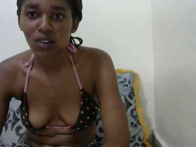 Truegirl2 webcam
