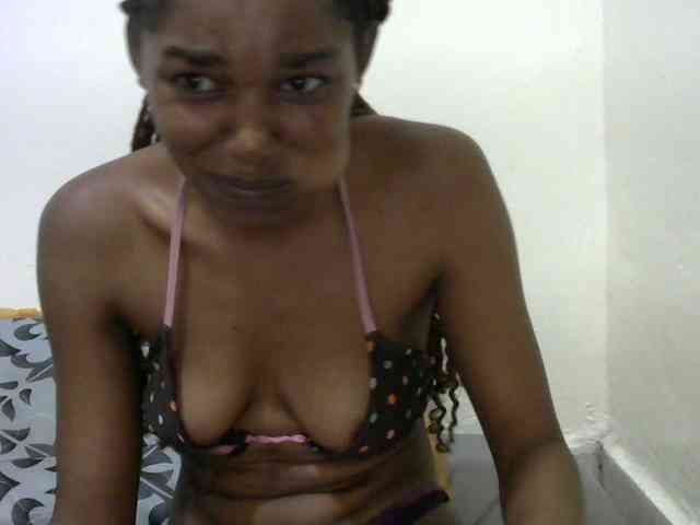 Truegirl2 webcam