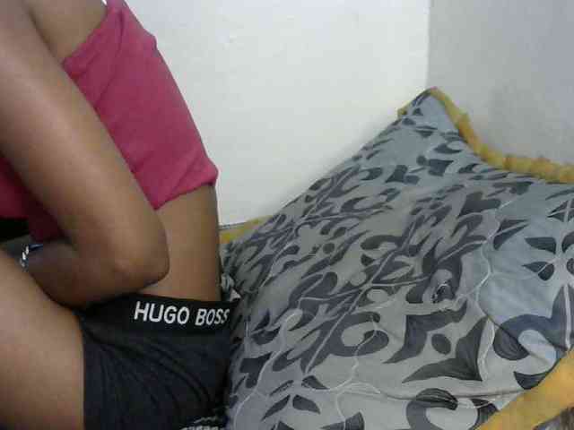 Truegirl2 webcam