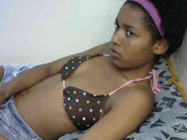 Truegirl2 webcam