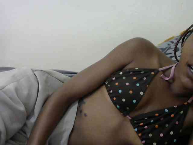 Truegirl2 webcam