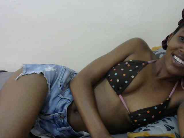 Truegirl2 webcam