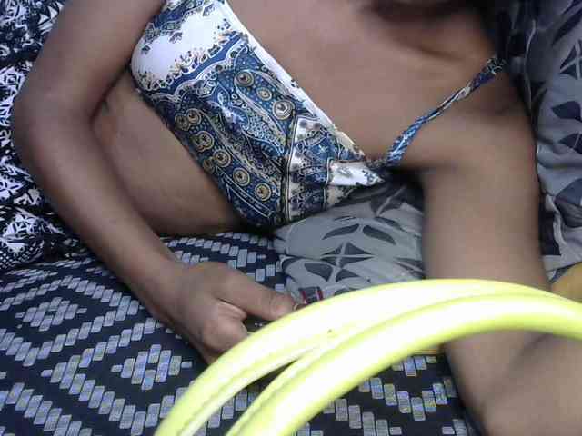 Truegirl2 webcam