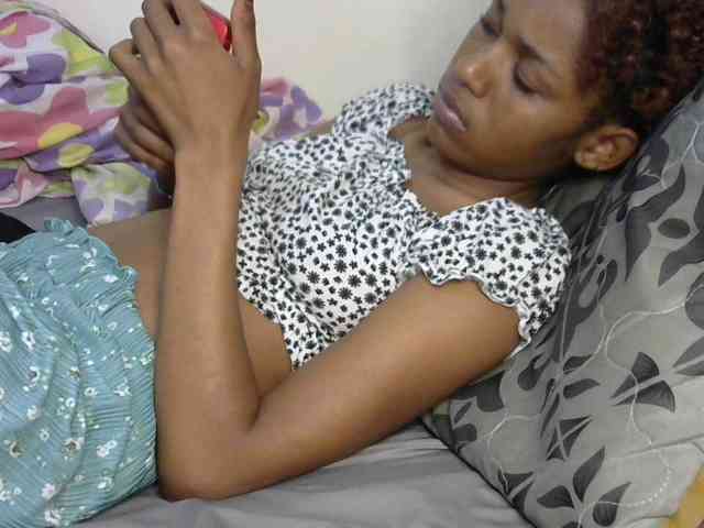 Truegirl2 webcam