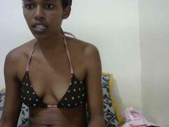Truegirl2 webcam