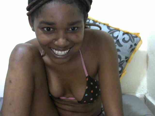 Truegirl2 webcam