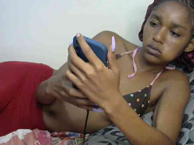 Truegirl2 webcam