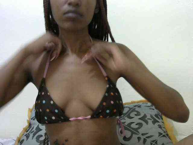 Truegirl2 webcam