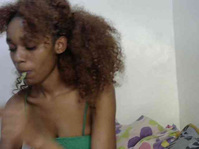 Truegirl2 webcam