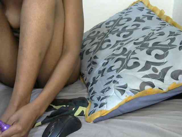 Truegirl2 webcam