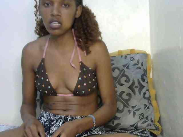 Truegirl2 webcam