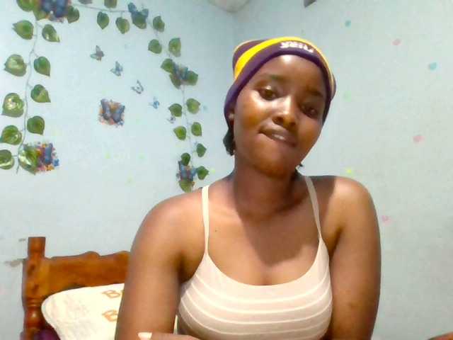 prettylovie1 live sex
