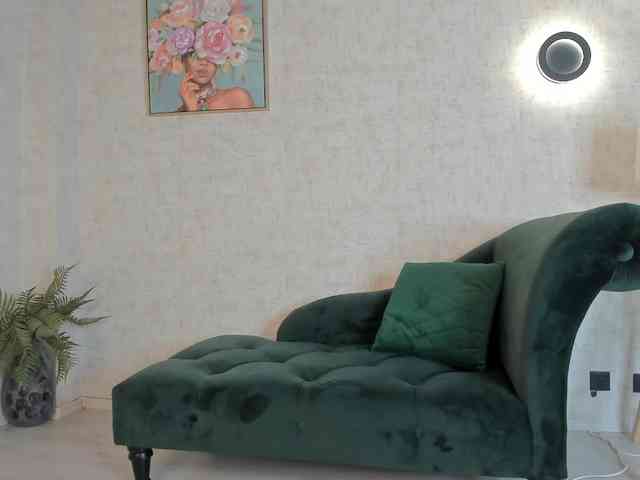 AllisonMuse webcam