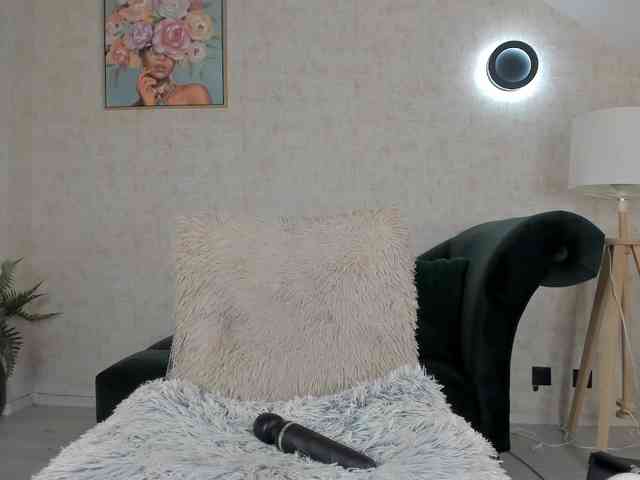 AllisonMuse webcam