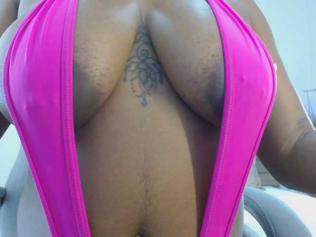 Kimaralion live cam on BongaCams