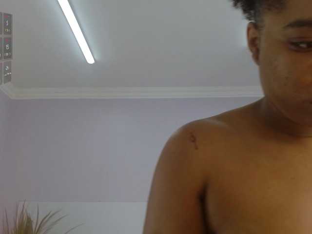 Kimaralion live cam on BongaCams