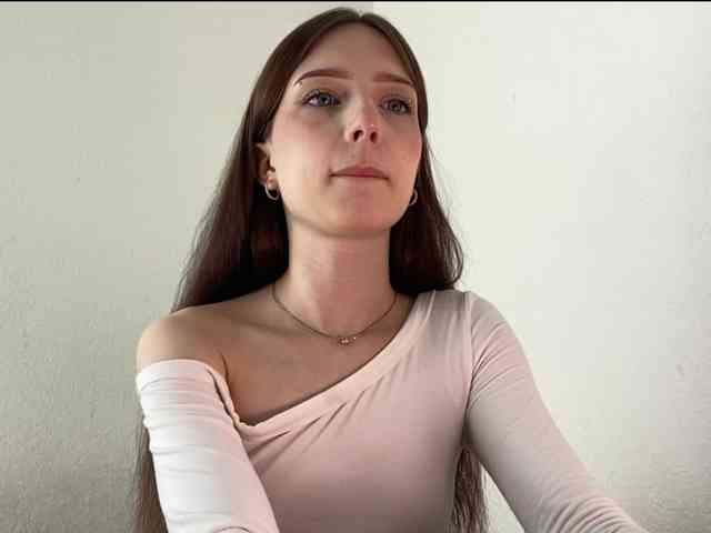 NextDoorKiora webcam