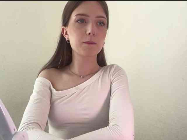 NextDoorKiora webcam