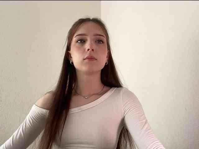 NextDoorKiora webcam