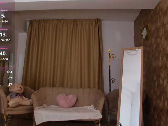 AlmaDelight live cam on BongaCams