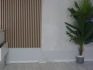 Siella-Dolce Porn Show