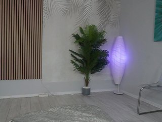 Siella-Dolce Porn Show