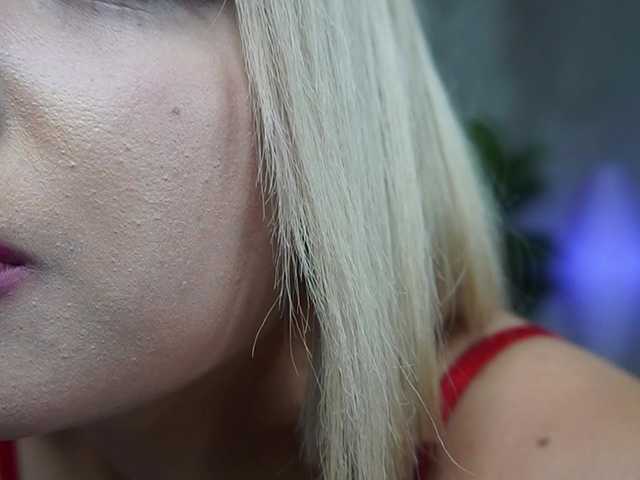 Siella-Dolce live cam on BongaCams