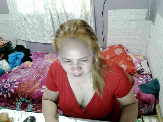 SWEETLILY02 webcam