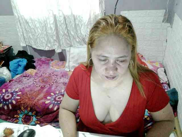 SWEETLILY02 webcam