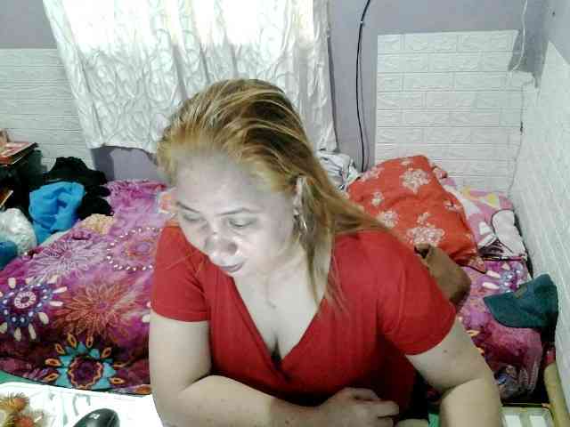 SWEETLILY02 webcam