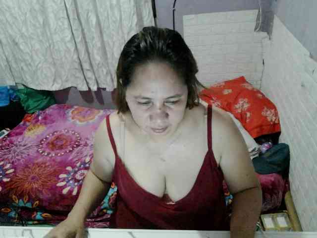 SWEETLILY02 webcam