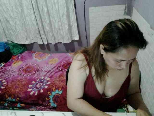 SWEETLILY02 webcam